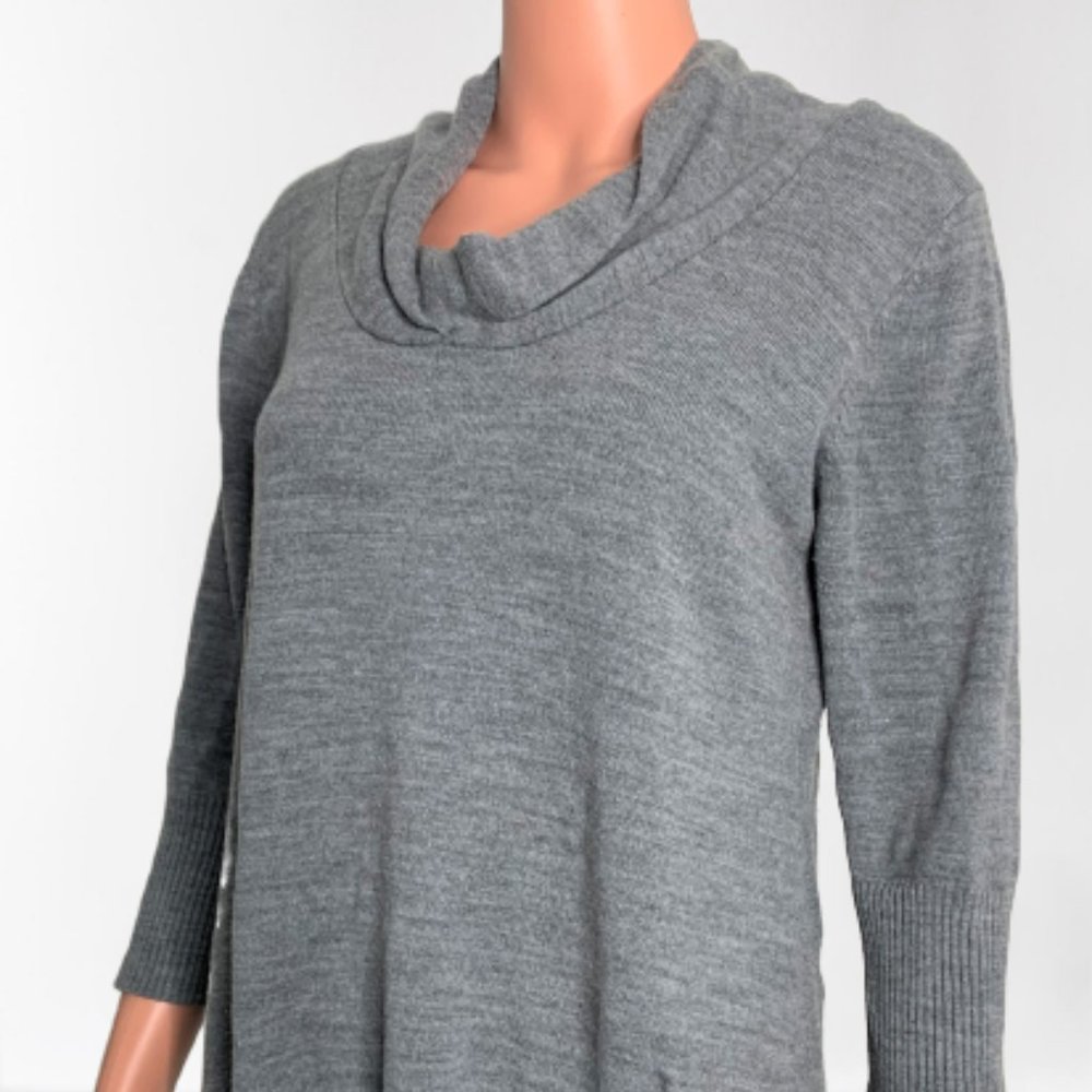 Jessica Simpson Medium Cowl Neck Sweater